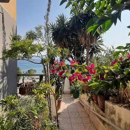 Διαμέρισμα Central Beach Apartments *